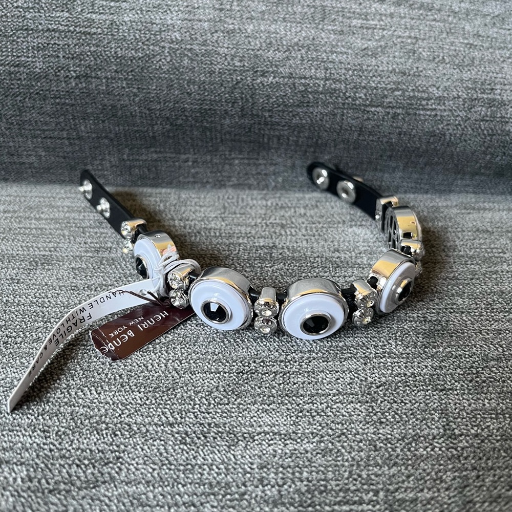 Henri Bendel bracelet